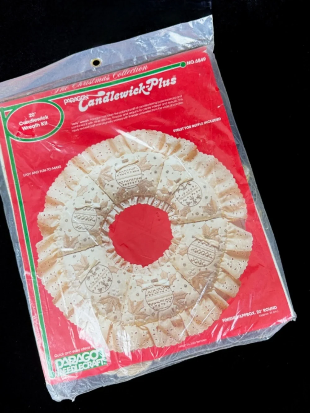 New 1983 Paragon Needlecraft Kit Candlewick Plus 20in Wreath Sealed Package